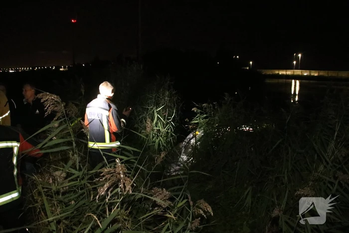 Opvarenden met motorpech urenlang vast op het water