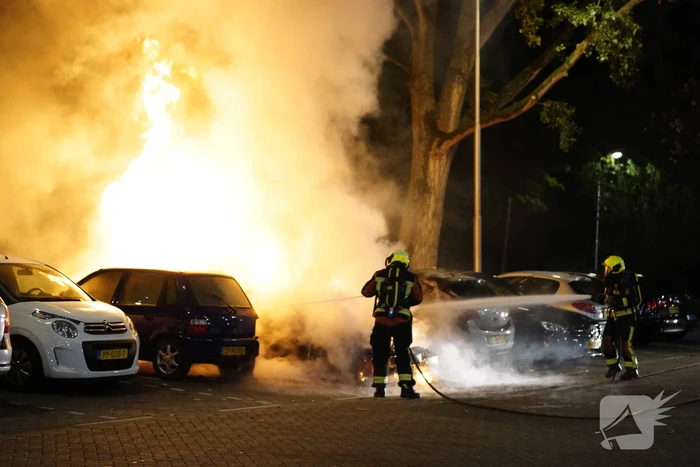 Zoveelste autobrand in dezelfde straat