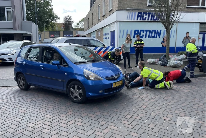 E-biker aangereden door automobiliste