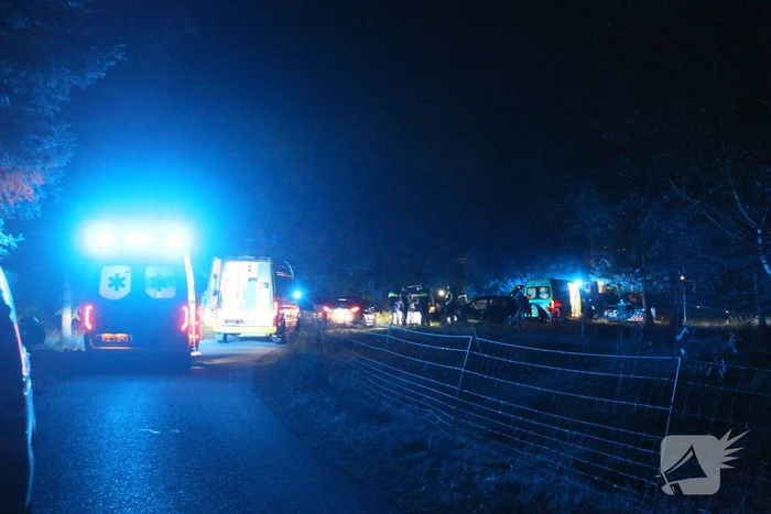 Personenauto total-loss na achtervolging