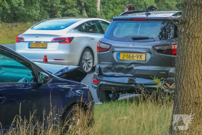 Schade bij kop-staart botsing