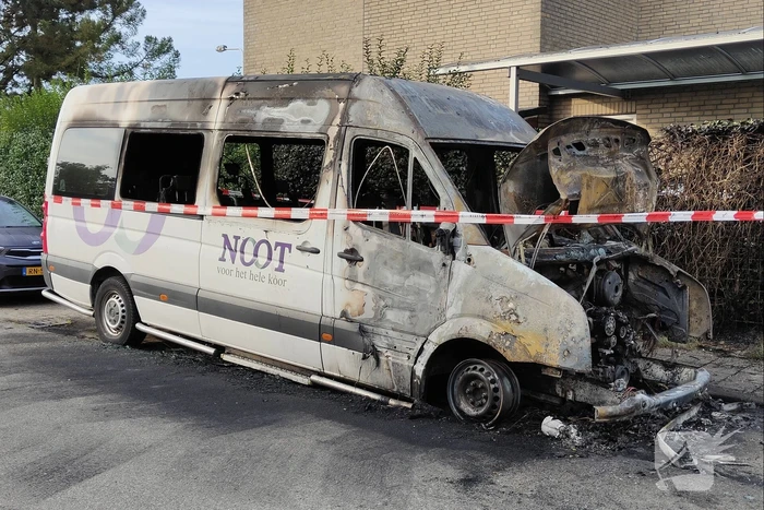 Enorme schade bij forse autobranden