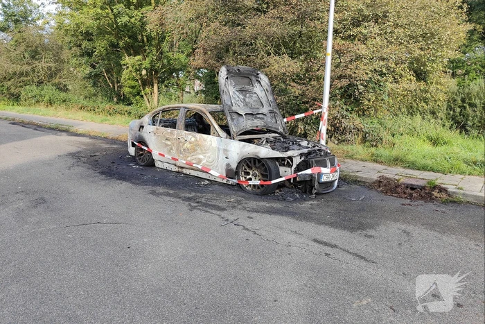 Enorme schade bij forse autobranden