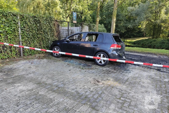 Enorme schade bij forse autobranden