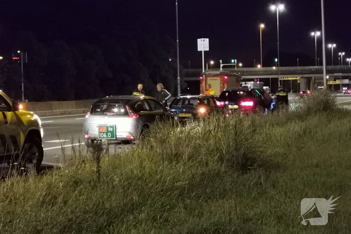 Kettingbotsing tussen drie voertuigen