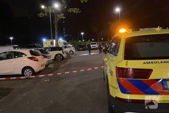 Man zwaargewond na schietpartij bij flat