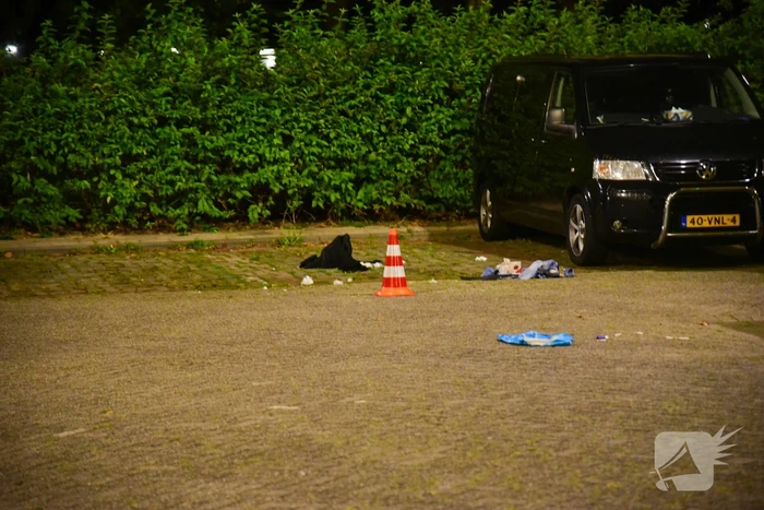 Man zwaargewond na schietpartij bij flat