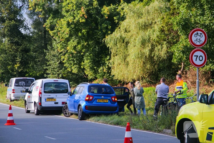Schade aan voorraam van personenauto door ongeval