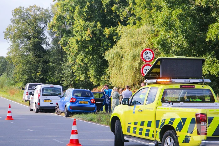 Schade aan voorraam van personenauto door ongeval