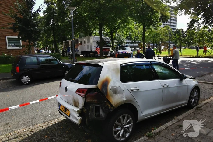 Buurtbewoners welkom in het Mobiel Media Lab van de politie