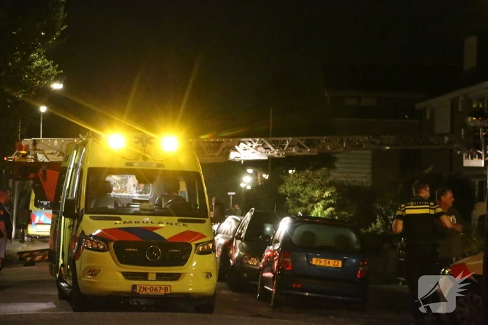 Traumahelikopter landt voor melding in woning