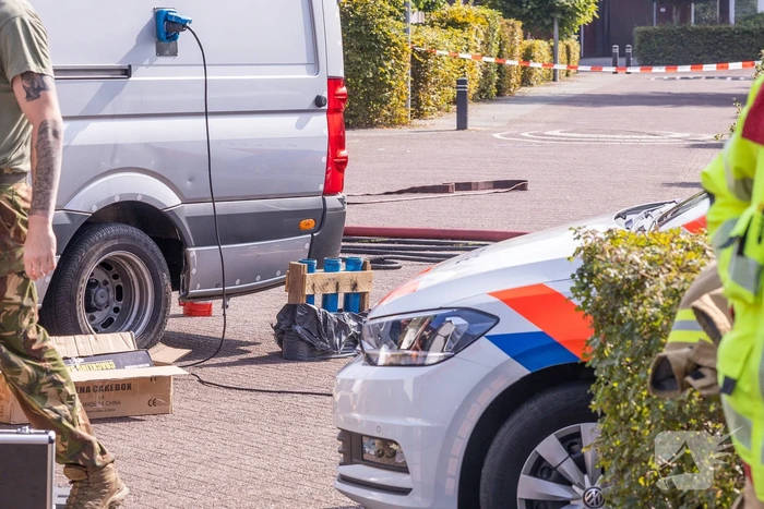 Bewoner aangehouden na vondst 500kg illegaal vuurwerk