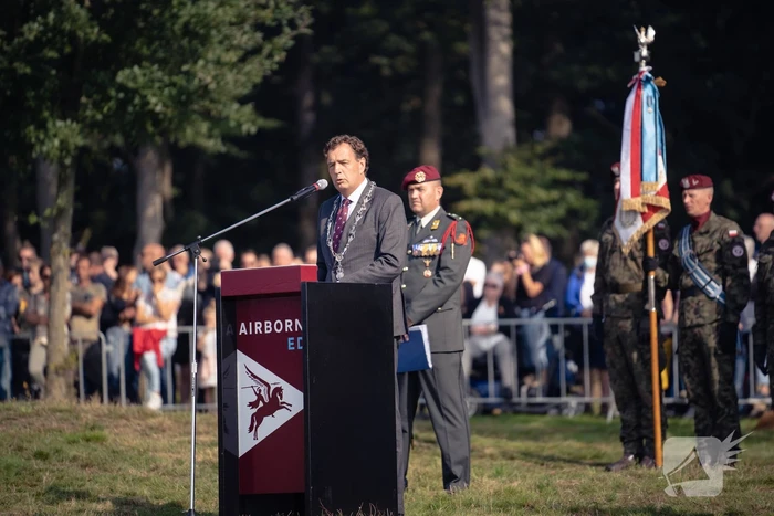 Airborne Luchtlandingen en Herdenking in Ede