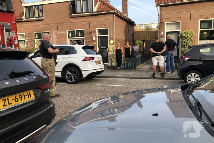 Gasfles van barbecue vliegt in brand