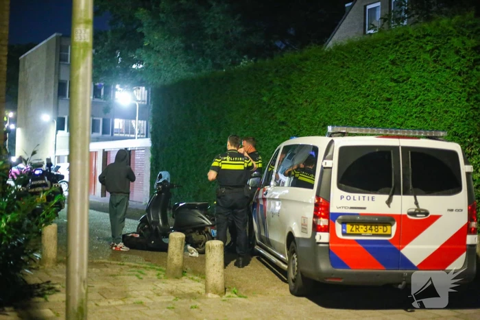 Scooterrijder gaat onderuit tijdens achtervolging