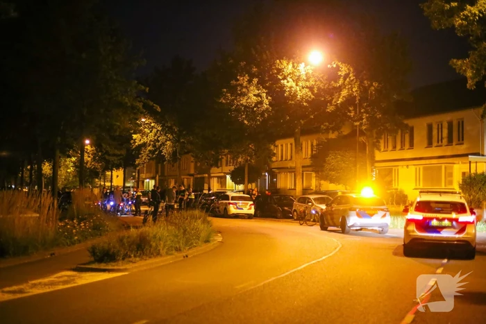 Grote politieopkomst door vechtpartij tussen jongeren
