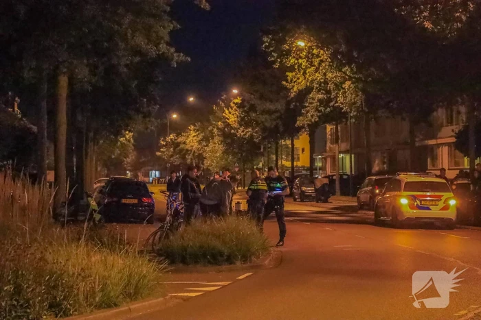 Grote politieopkomst door vechtpartij tussen jongeren