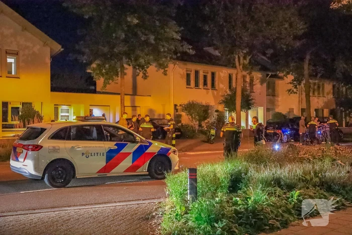 Grote politieopkomst door vechtpartij tussen jongeren