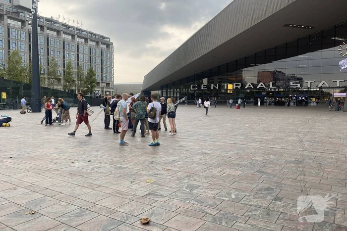 Demonstratie extinction rebellion voor Rotterdam centraal