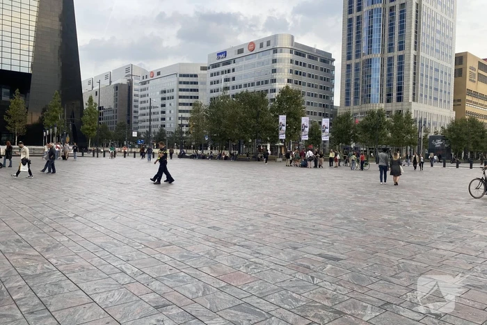 Demonstratie extinction rebellion voor Rotterdam centraal