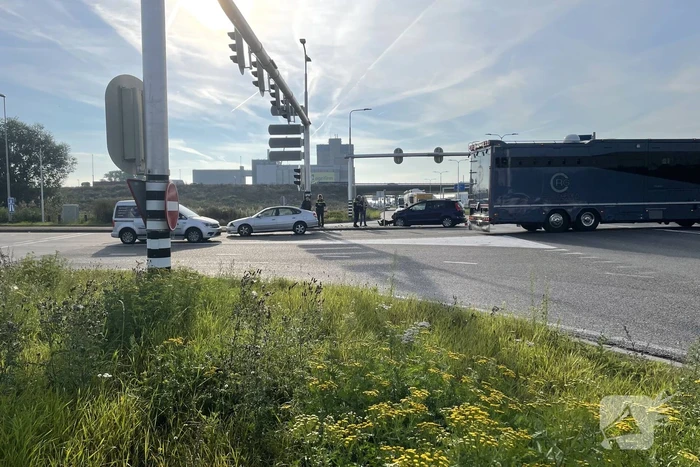 Flinke schade bij botsing op kruising