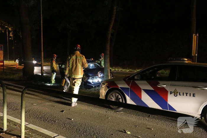 Bestuurder van verongelukte personenauto spoorloos