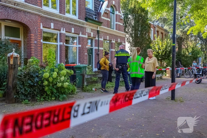 Persoon overleden in woning aangetroffen