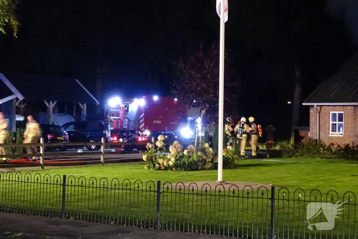 Forse uitslaande brand verwoest schuur