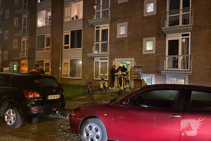 Hulpdiensten forceren deur bij stankoverlast