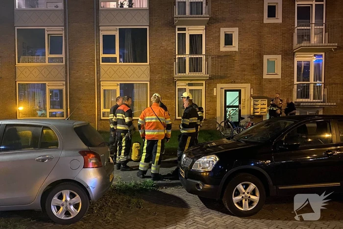 Hulpdiensten forceren deur bij stankoverlast