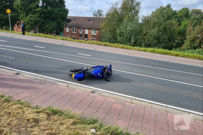 Motorrijder en fietser gewond bij ongeval