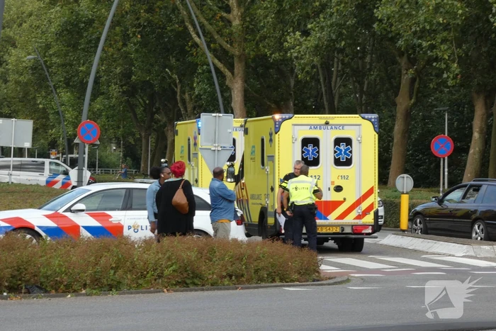 Kind gewond bij ongeval met auto en scooter