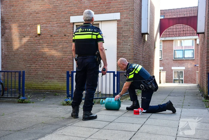 Politie houdt persoon aan na dreiging met gaskraan