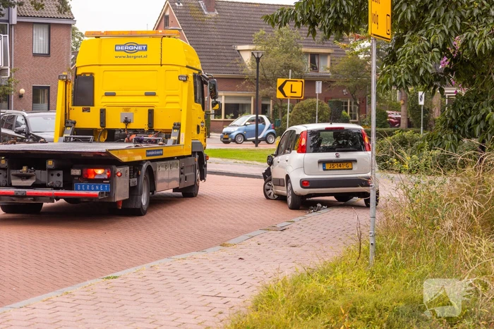 Twee ongelukken tegelijkertijd bij winkelcentrum