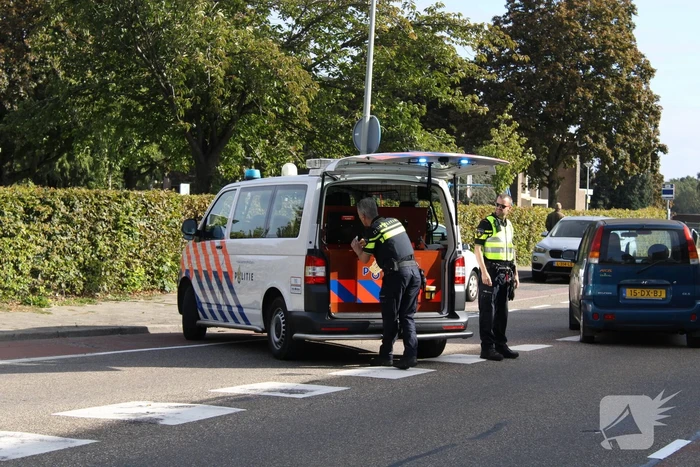 Racefietser gewond bij botsing met auto