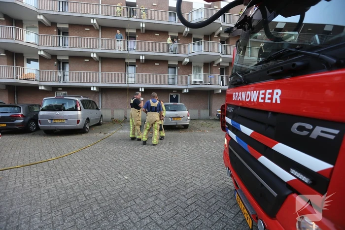 Brand in flatwoning op derde verdieping