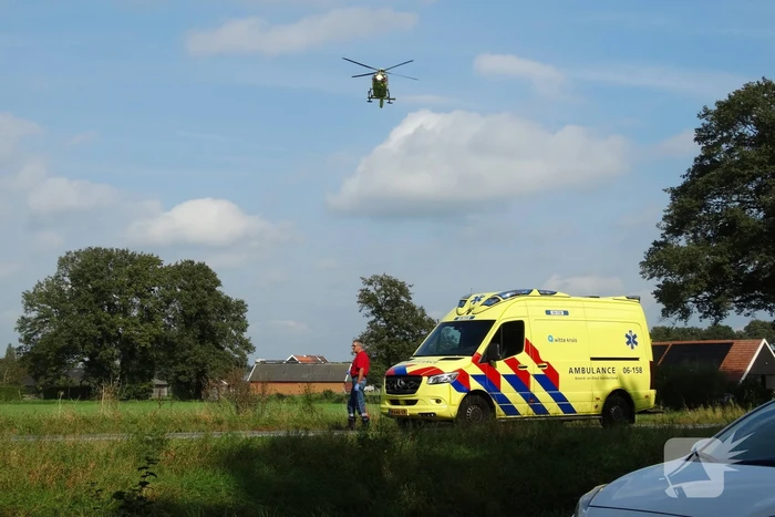 Fietser ernstig gewond door ongeval met personenauto