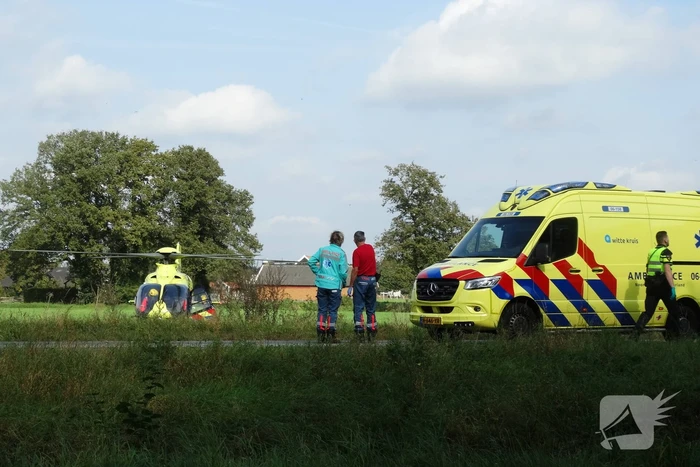 Fietser ernstig gewond door ongeval met personenauto