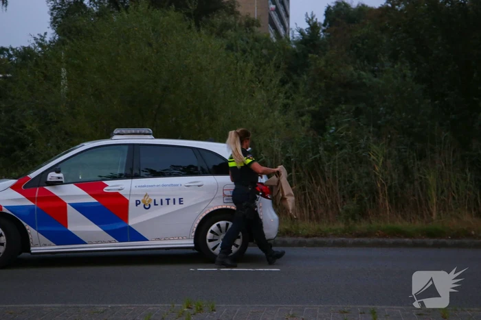 Persoon gewond door steekpartij in personenauto