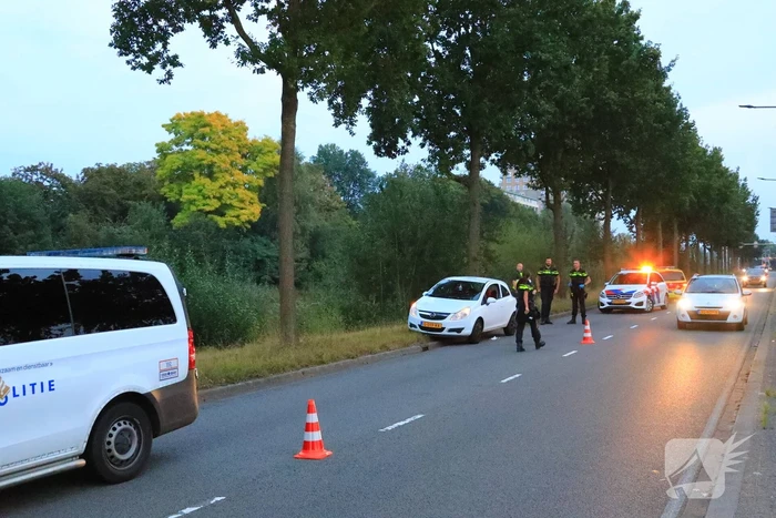 Persoon gewond door steekpartij in personenauto
