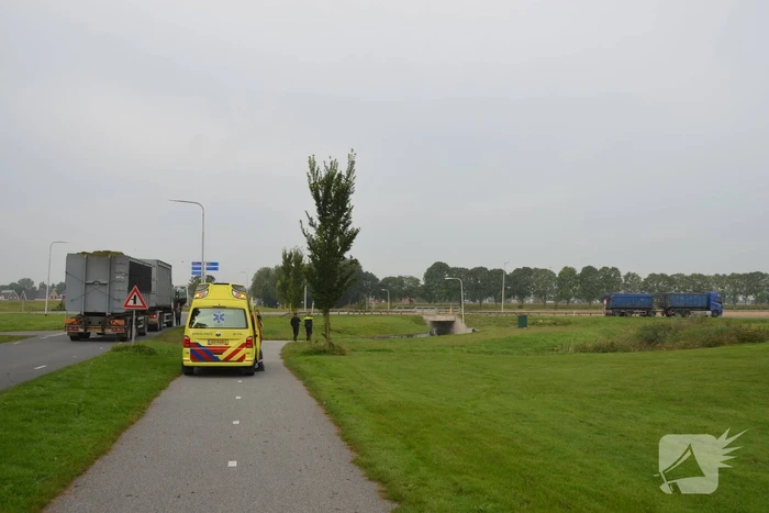 Fietser gewond bij fietsongeluk voor fietstunnel