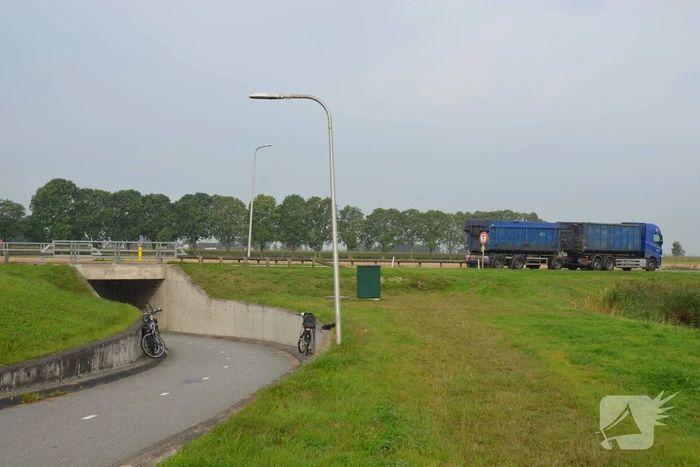 Fietser gewond bij fietsongeluk voor fietstunnel