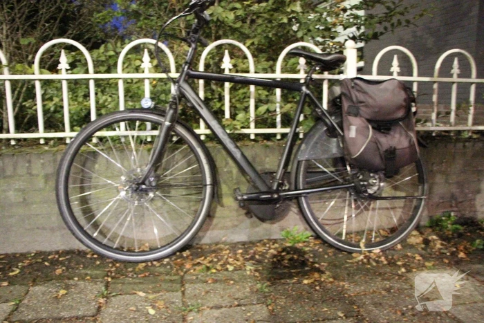 Persoon gewond na harde val met fiets