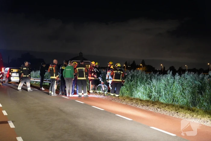 Zoekactie naar persoon te water na gevonden fiets