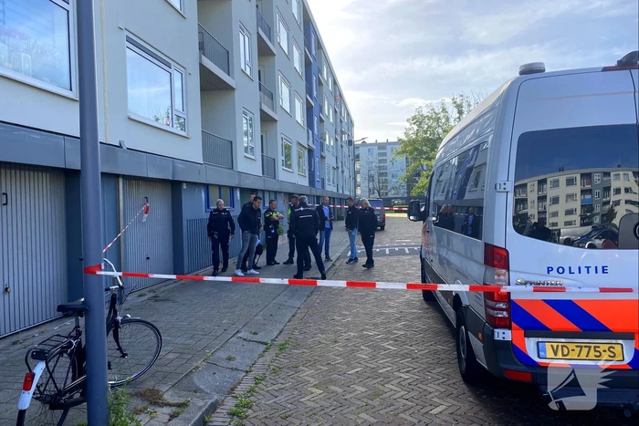 Overleden man aangetroffen in woning portiekflat
