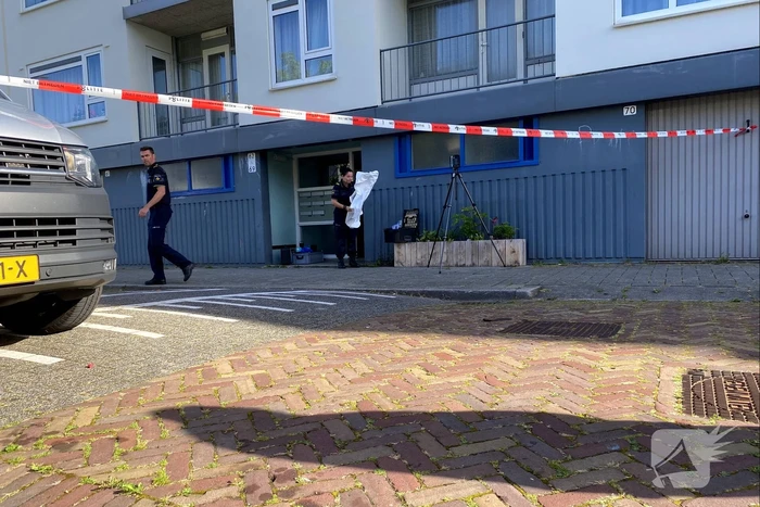 Overleden man aangetroffen in woning portiekflat