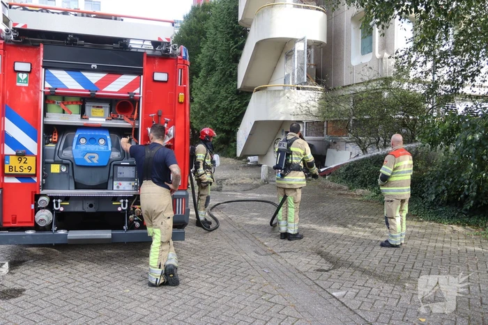 Afval in brand bij leegstand kantoorpand