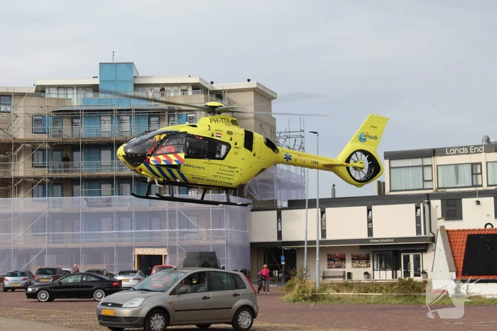 Traumahelikopter landt voor incident bij TESO veerhaven