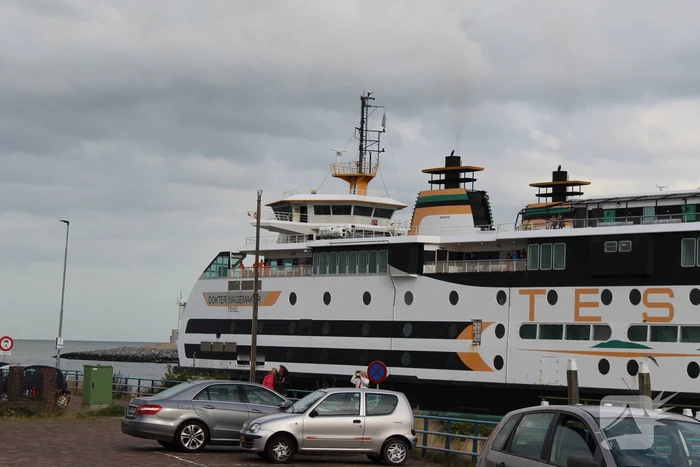 Traumahelikopter landt voor incident bij TESO veerhaven