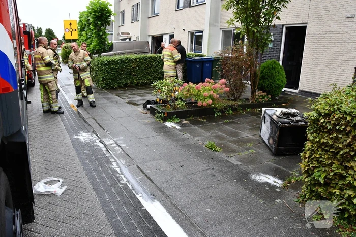 Wasdroger belandt op straat na brand